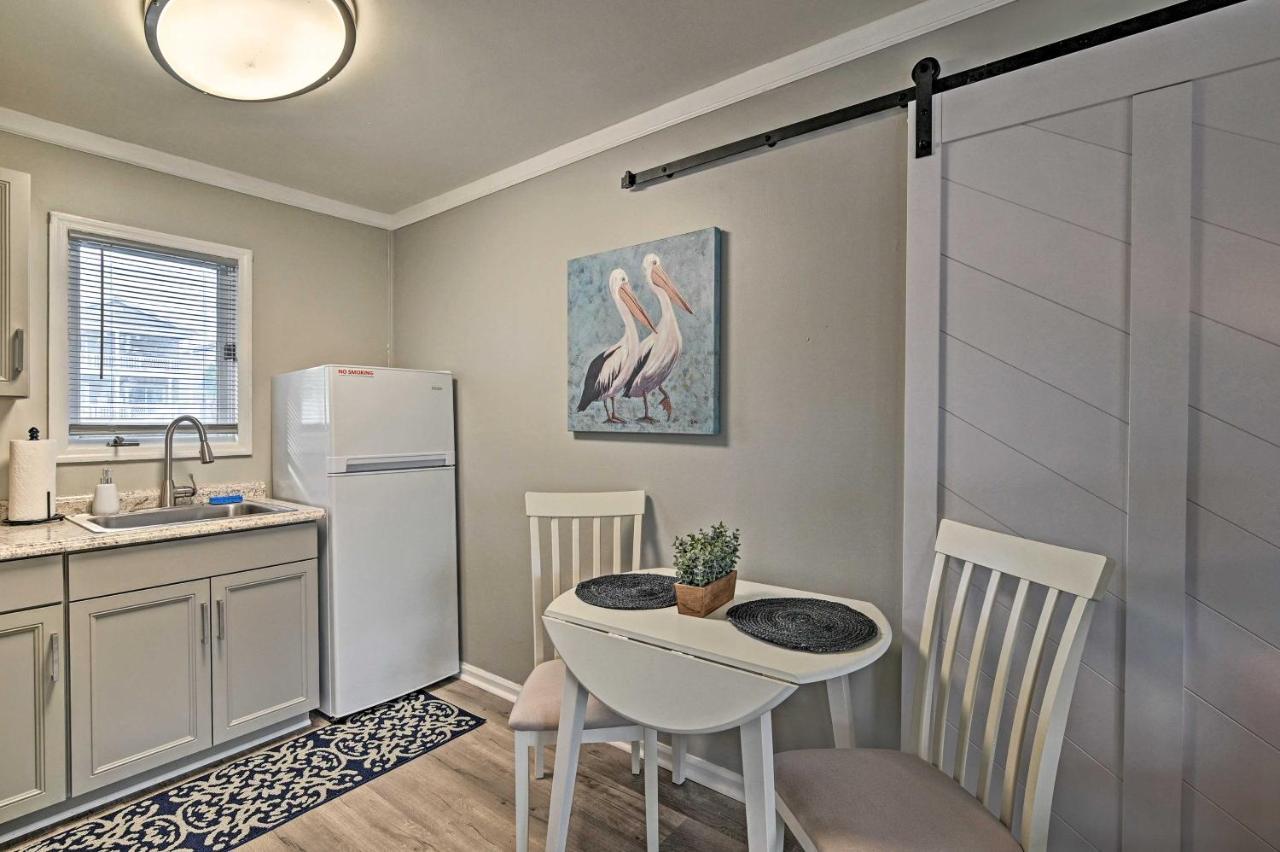 Surfside Beach Couples Retreat With Balcony! Myrtle Beach Bagian luar foto
